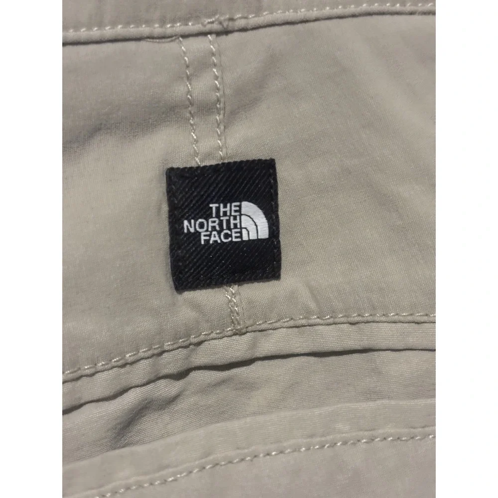 The North Face Shorts Men's 38 Khaki Tan Cotton Hiking‎ Outdoor Casual Chino